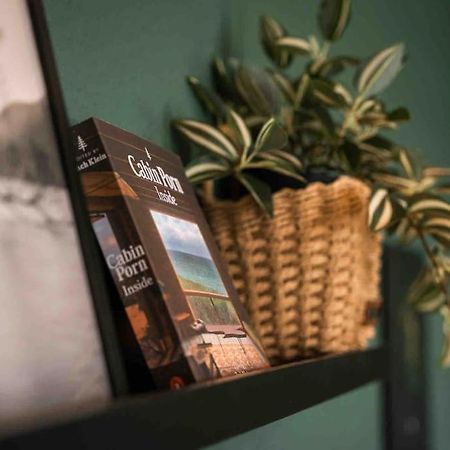 Ferienwohnung Bali Style Mit High Speed Wlan Und Gratis Parkplatz Gera Eksteriør bilde